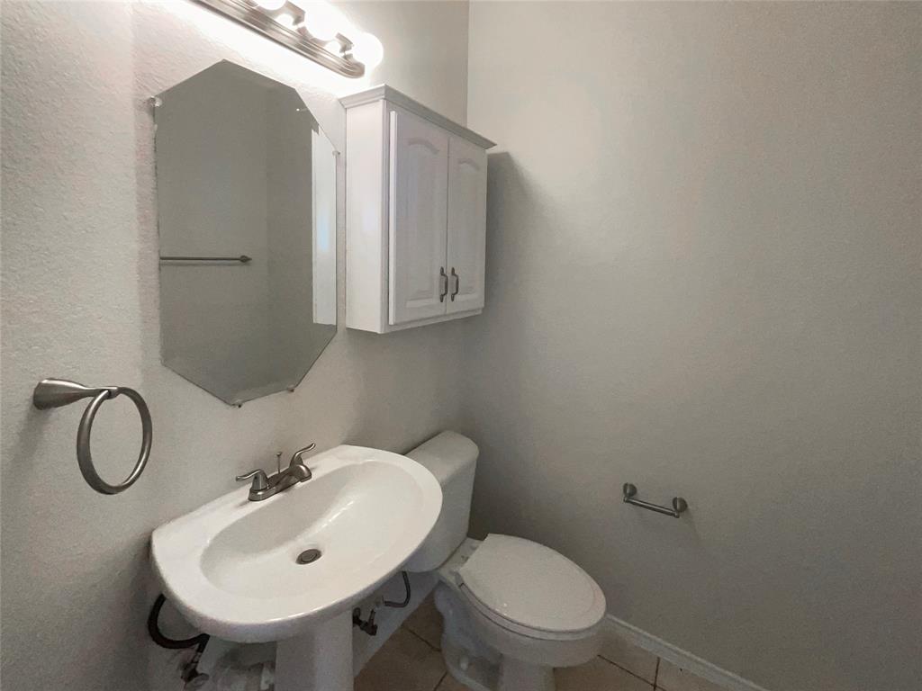 3420 Willowcreek Drive Property Photo 14