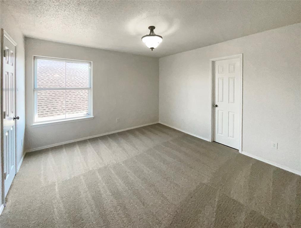 3420 Willowcreek Drive Property Photo 24