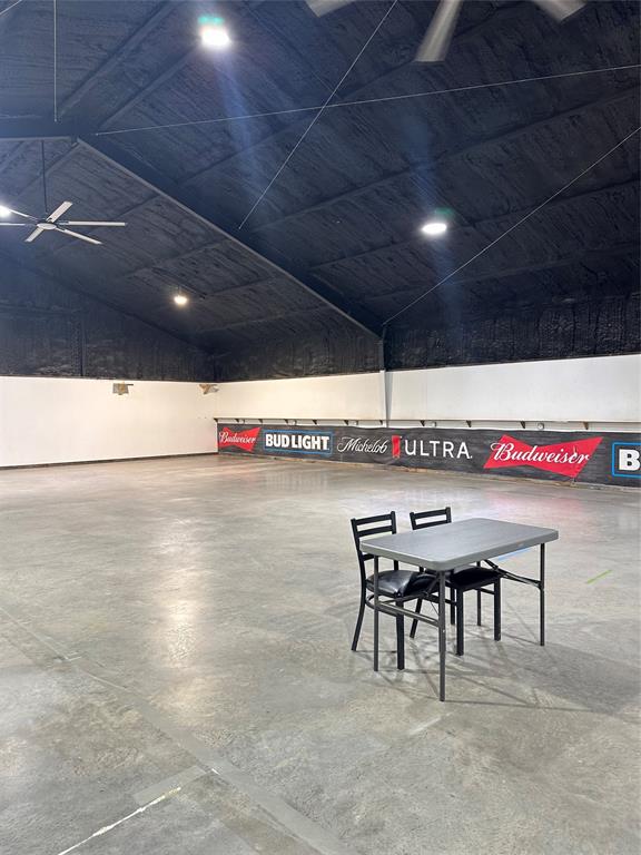 3667 3667 E Interstate 30 Property Photo 33