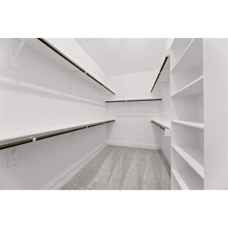 2000 Harmony Pine Way Property Photo 11