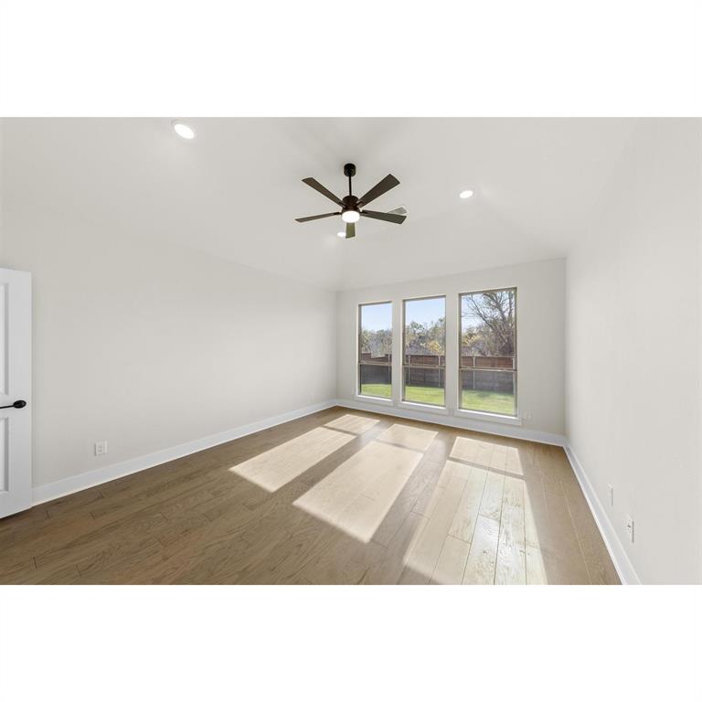 2000 Harmony Pine Way Property Photo 14