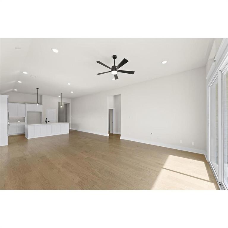 2000 Harmony Pine Way Property Photo 17
