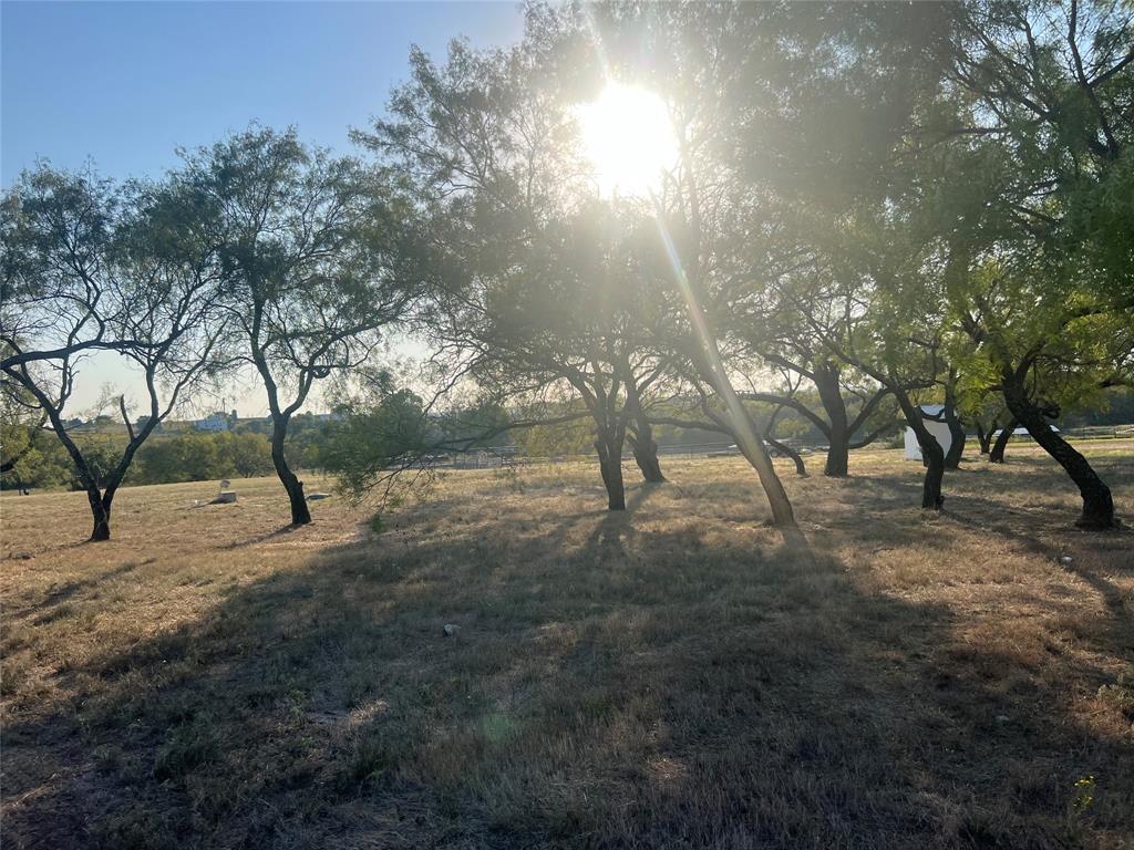3526 County Road 3655 Property Photo 3