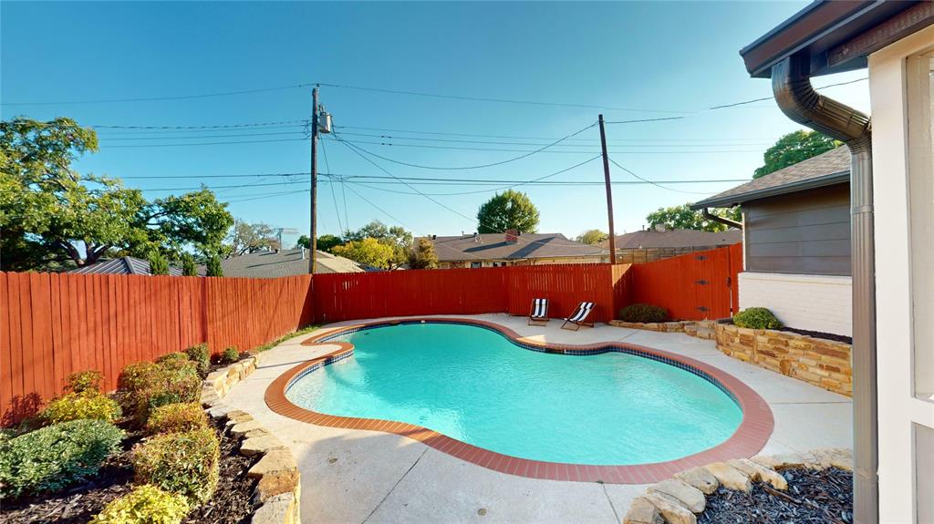 303 Shady Hill Drive Property Photo 24