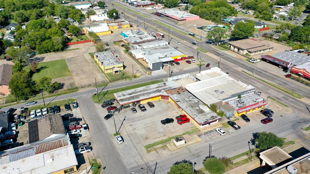 1227 World Store Court Property Photo 8