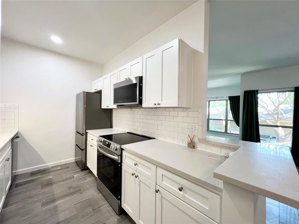 9600 Royal Lane Property Photo