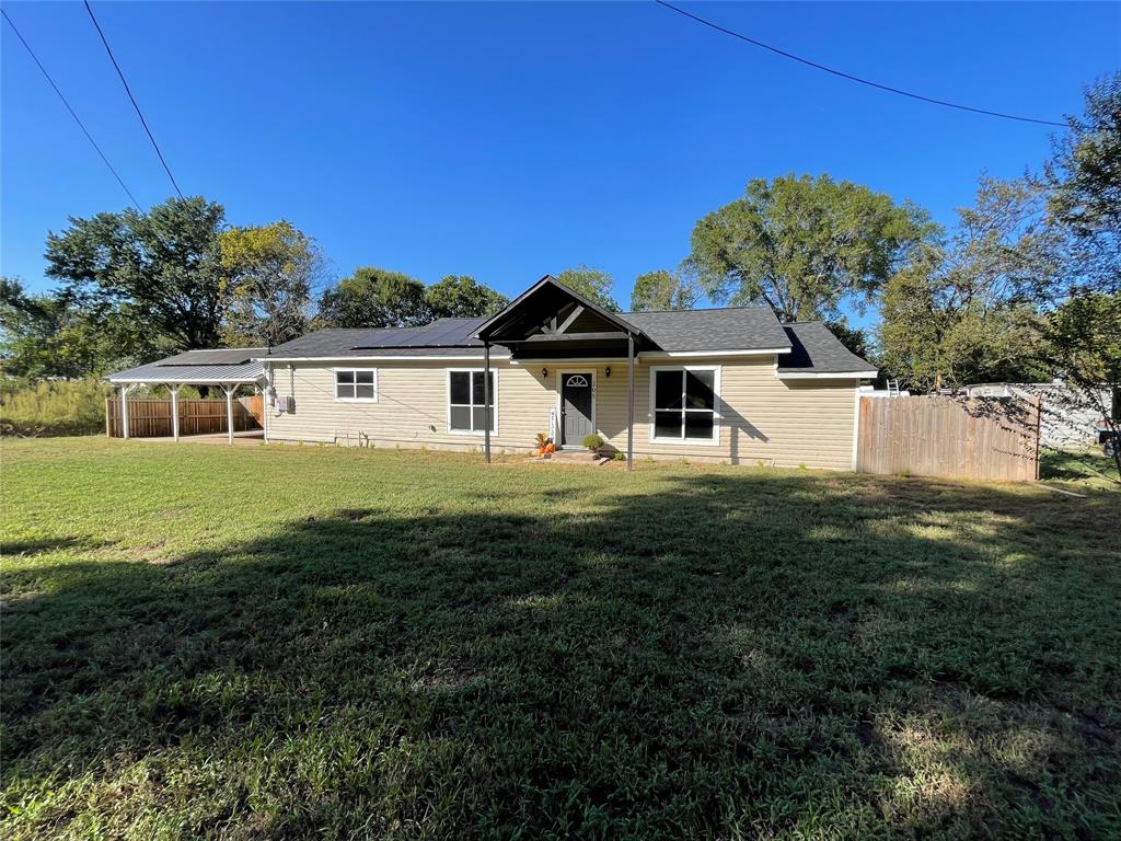 205 E Ash Street Property Photo