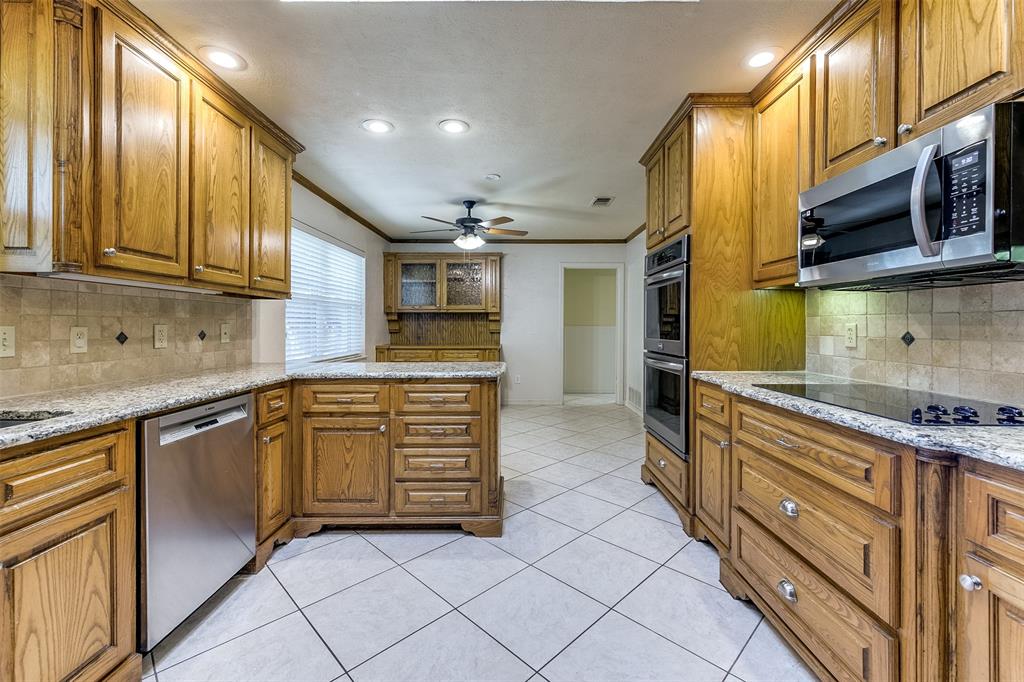 1805 Woodside Drive Property Photo 6
