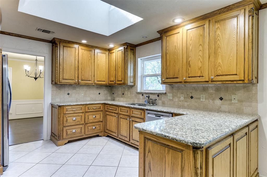1805 Woodside Drive Property Photo 7