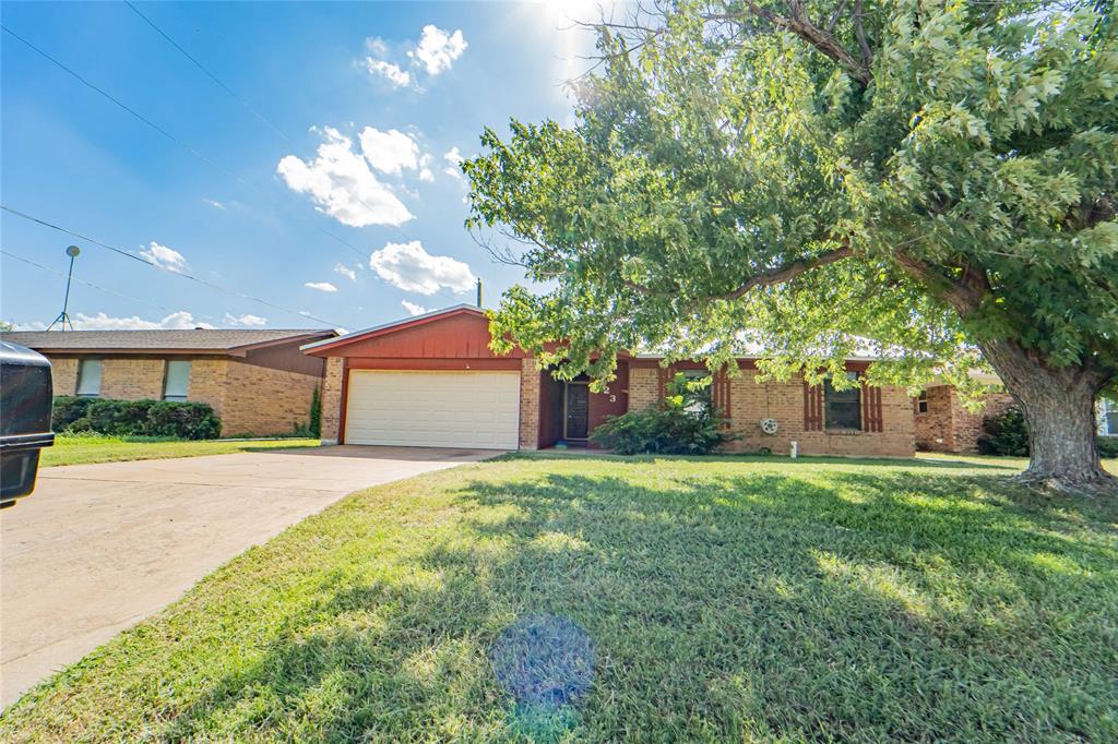 723 Mistletoe Street Property Photo 1