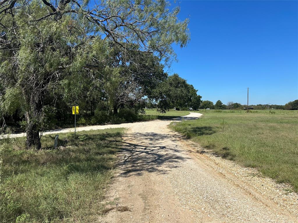 8445 S Interstate 35w Property Photo 25