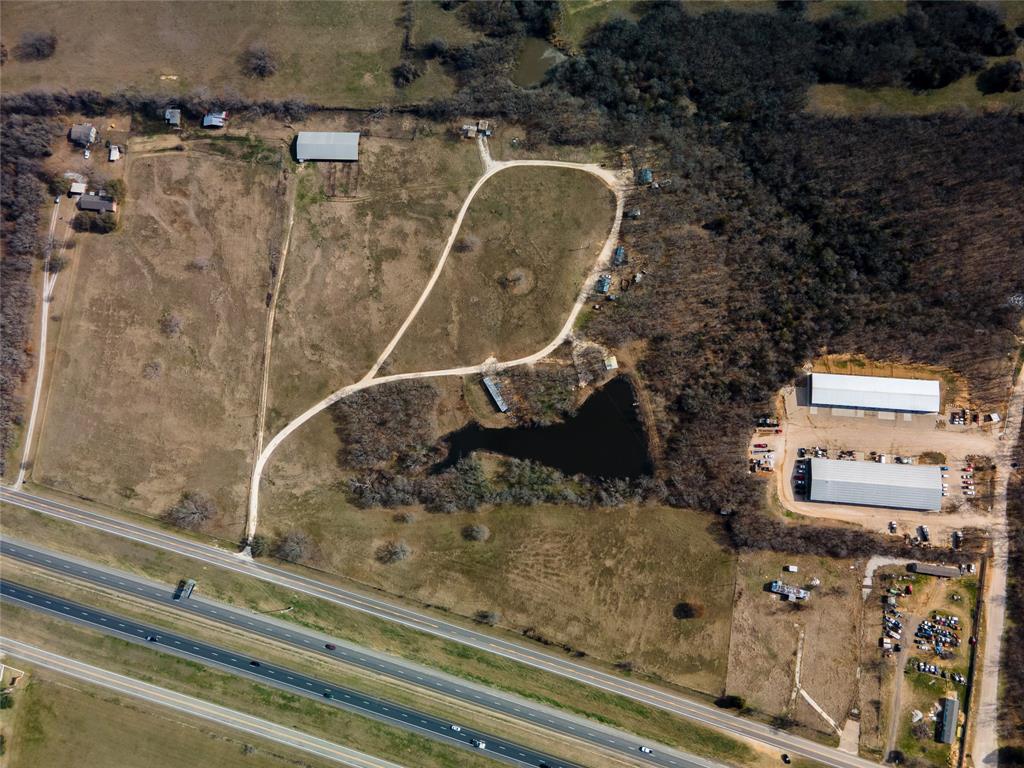 8445 S Interstate 35w Property Photo 36