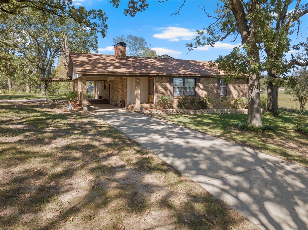 302 Smith St Property Photo
