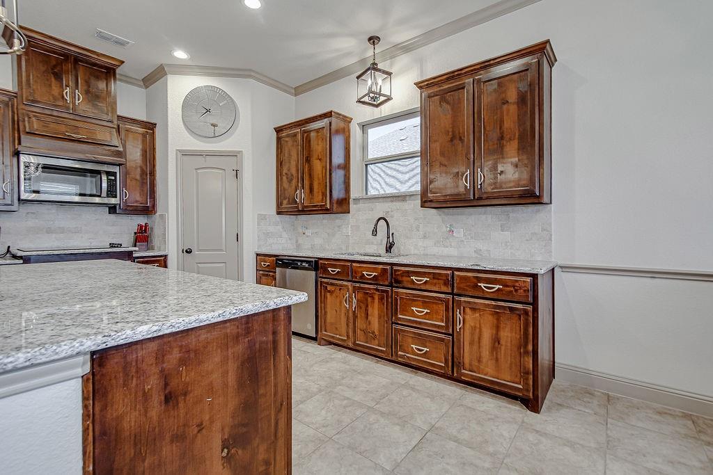 3016 Capital Hill Drive Property Photo 10