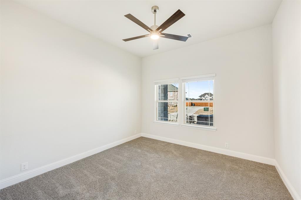 5402 Rowlan Row Property Photo 6