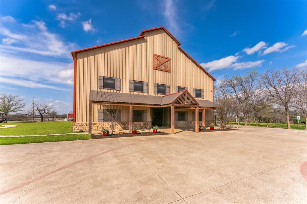 2701 Hartlee Field Road Property Photo 3