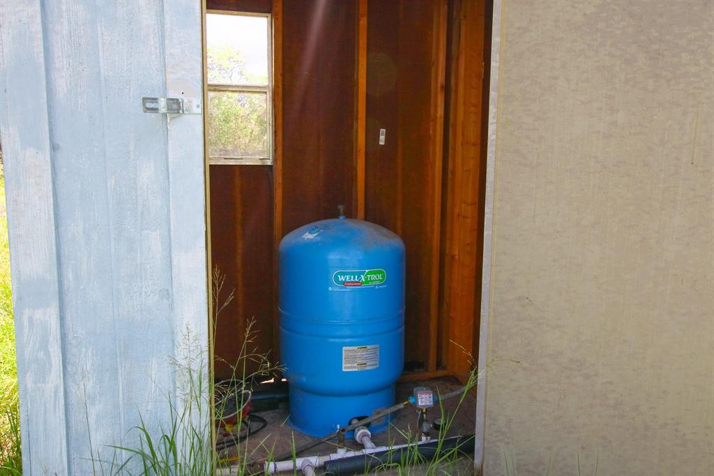 230 Old Roeder Property Photo 28