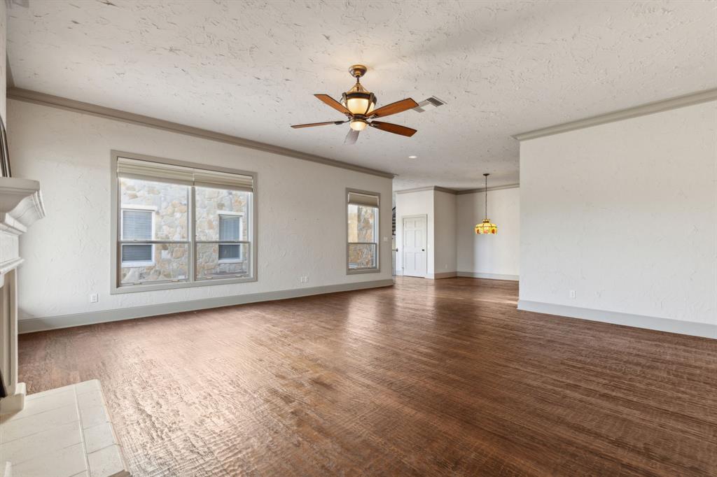 2586 King Arthur Boulevard Property Photo 20