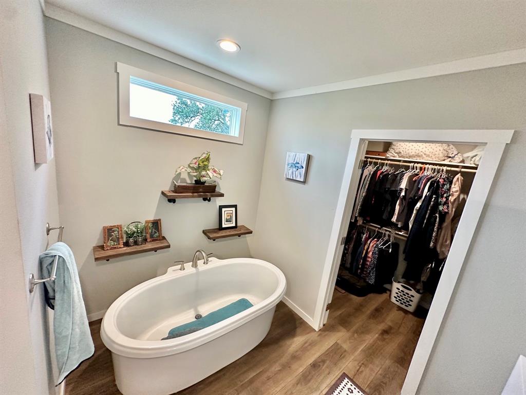 876 Fm-585 Property Photo 24