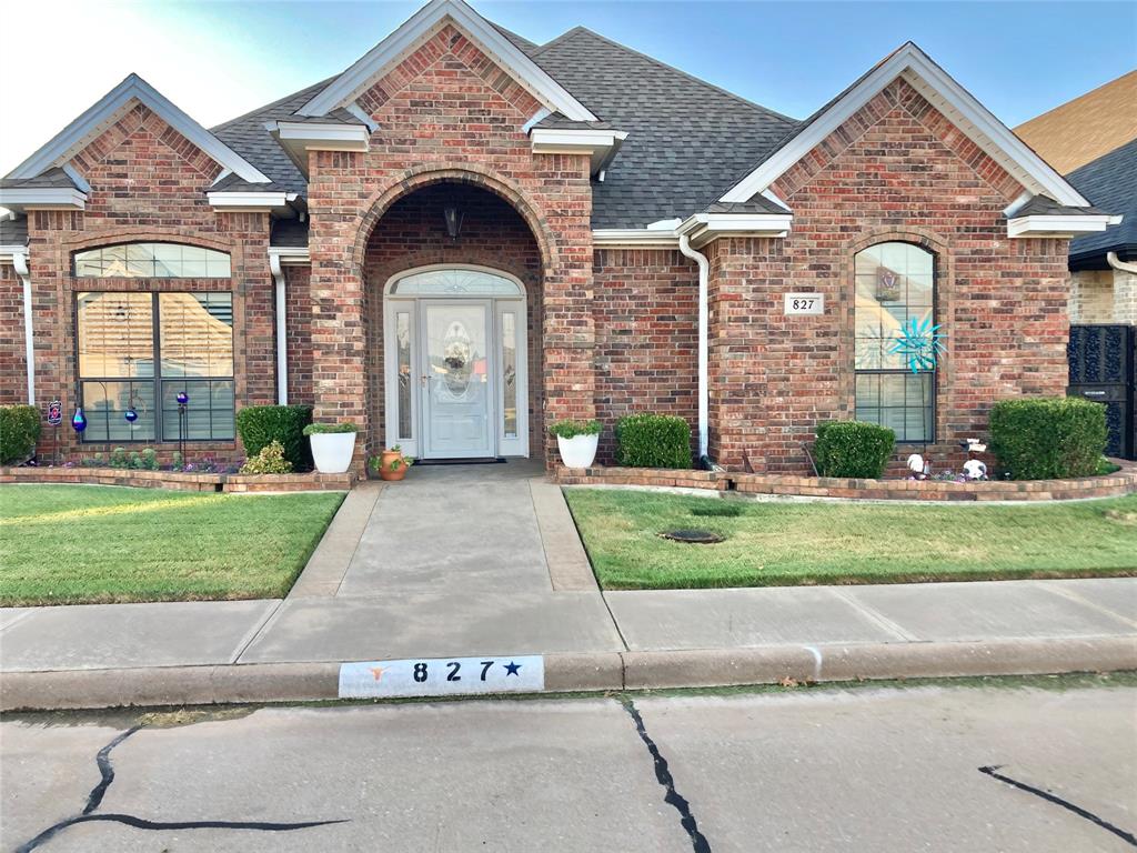 827 Coulter Drive Property Photo