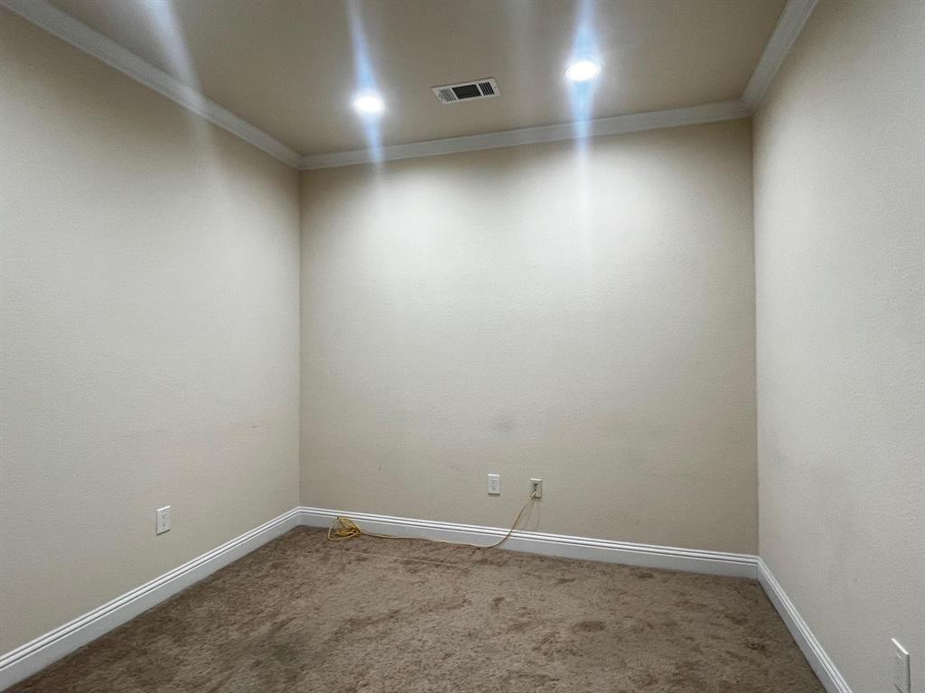 2785 Rockbrook Drive 306 Property Photo 3