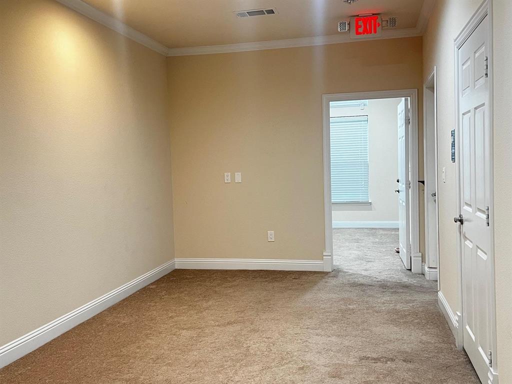 2785 Rockbrook Drive 306 Property Photo 6