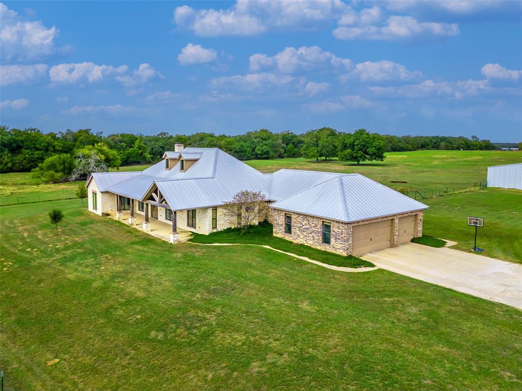 453 Tower Road Property Photo 13