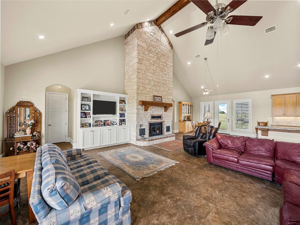 453 Tower Road Property Photo 17