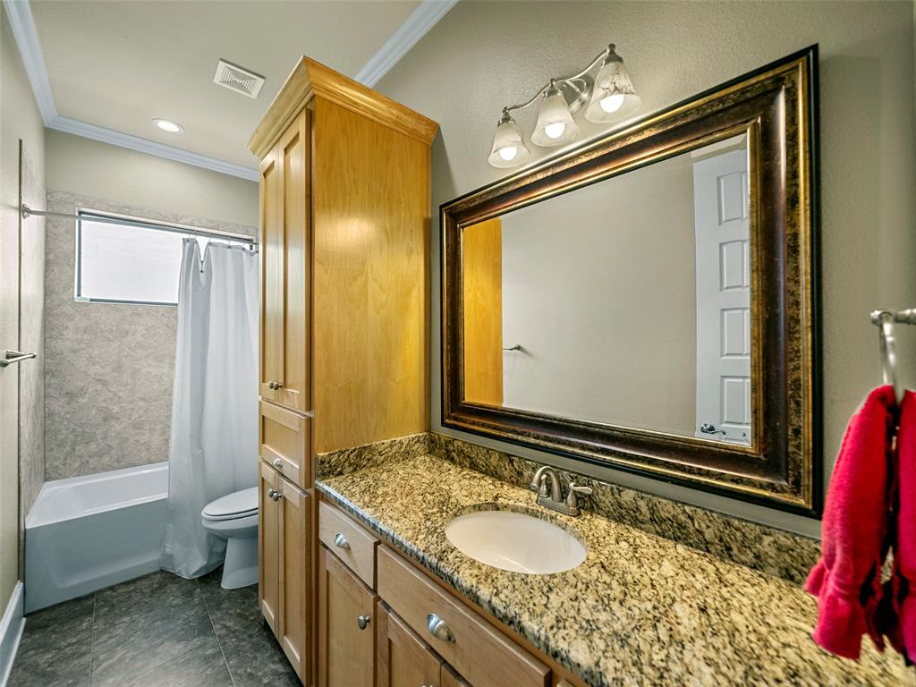 453 Tower Road Property Photo 28