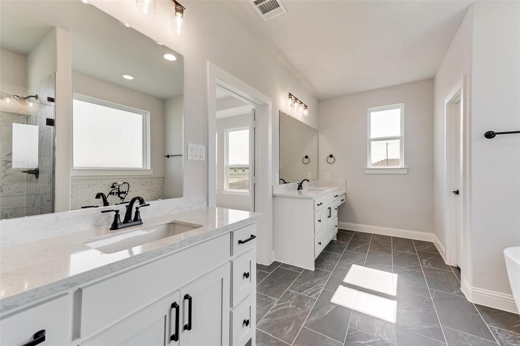 1129 Barrix Drive Property Photo 23