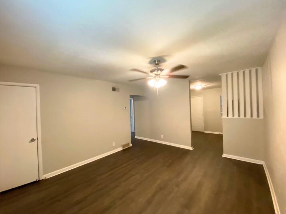 2501 Normont Circle Property Photo 6