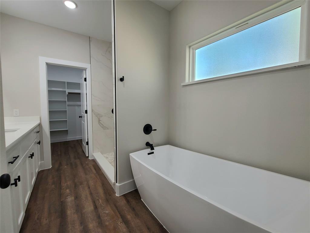 1710 W Parnell Property Photo 10