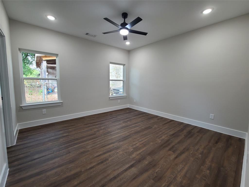 1710 W Parnell Property Photo 13