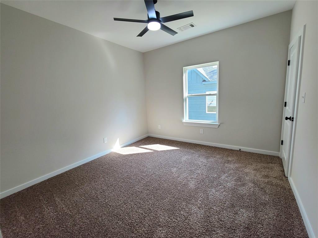 1710 W Parnell Property Photo 17