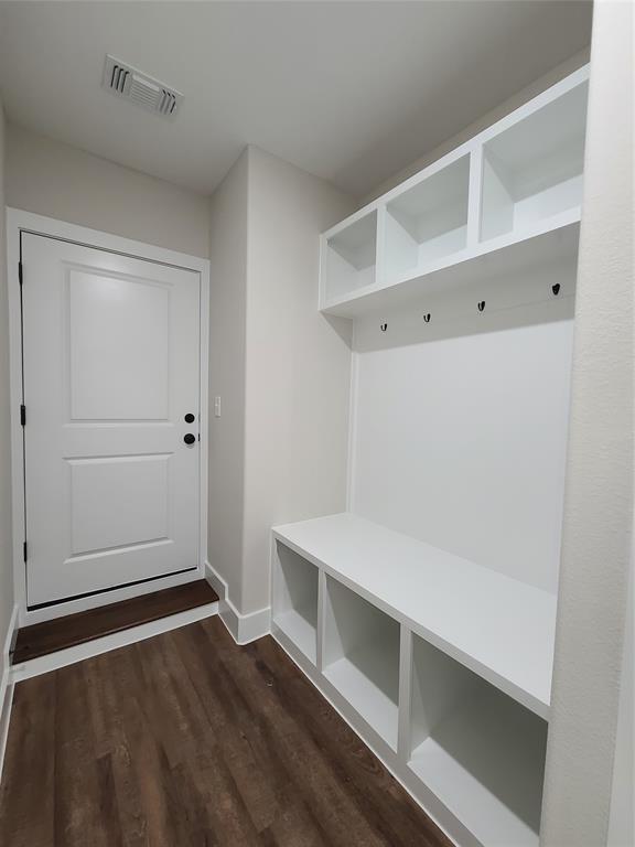 1710 W Parnell Property Photo 18