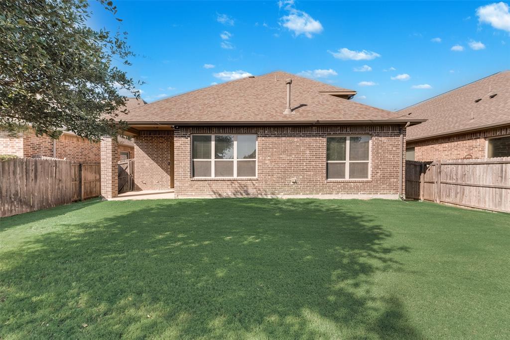 5625 Granada Drive Property Photo 2