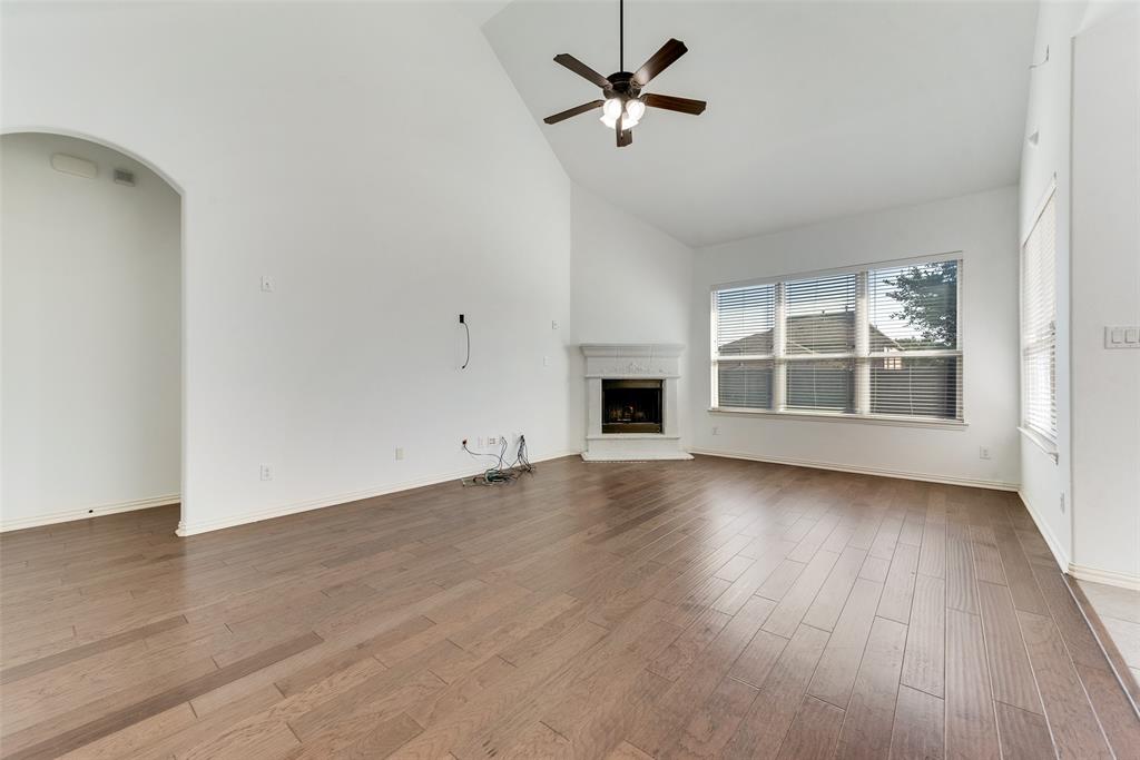 5625 Granada Drive Property Photo 3