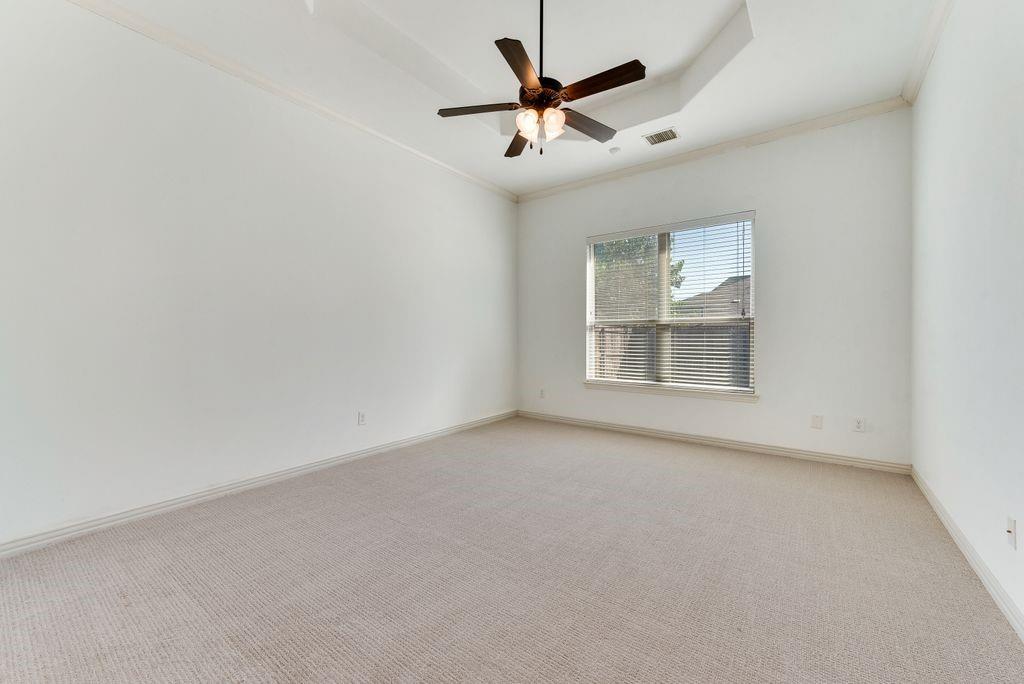 5625 Granada Drive Property Photo 14