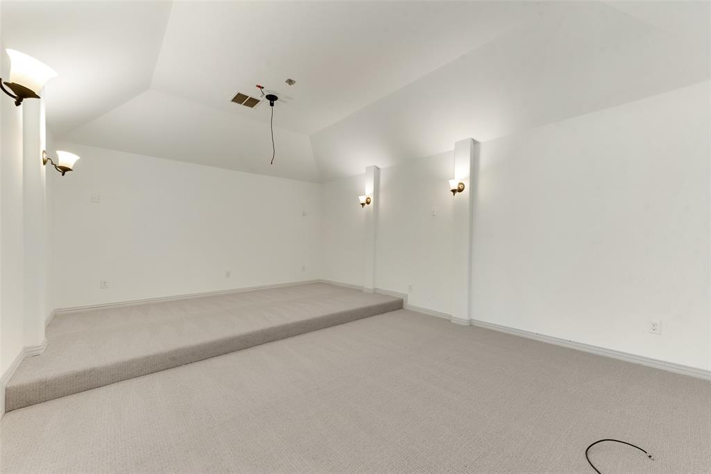 5625 Granada Drive Property Photo 19