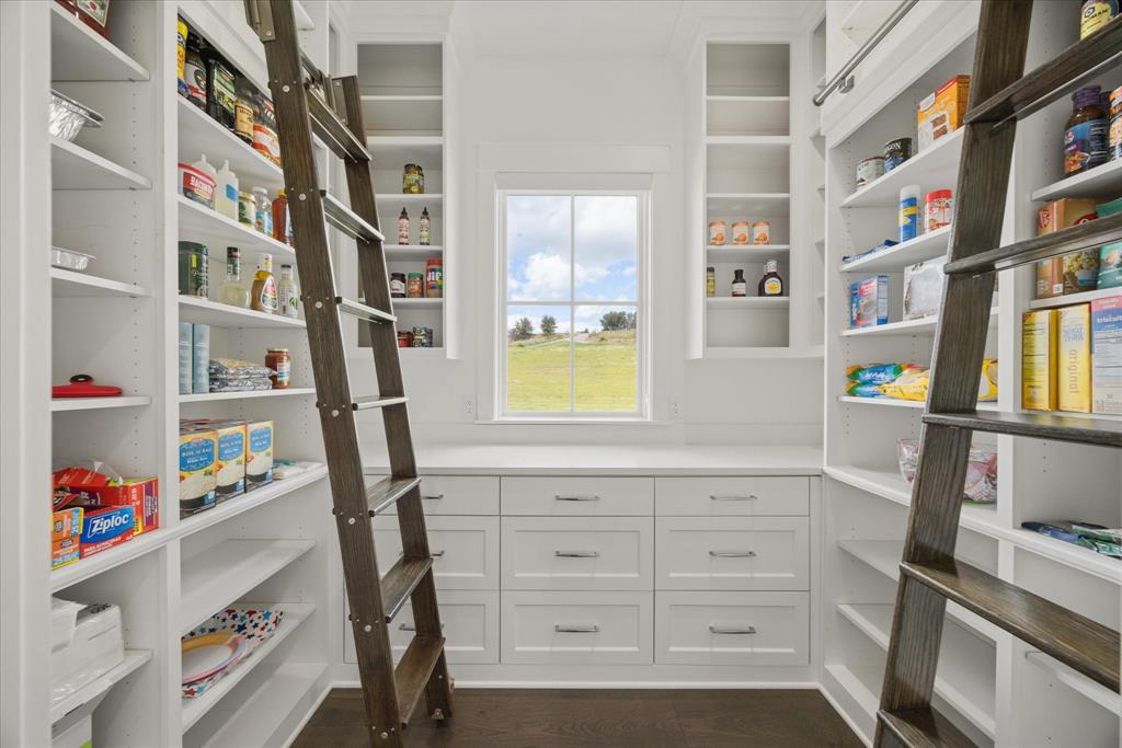 5335 Power Road Property Photo 13