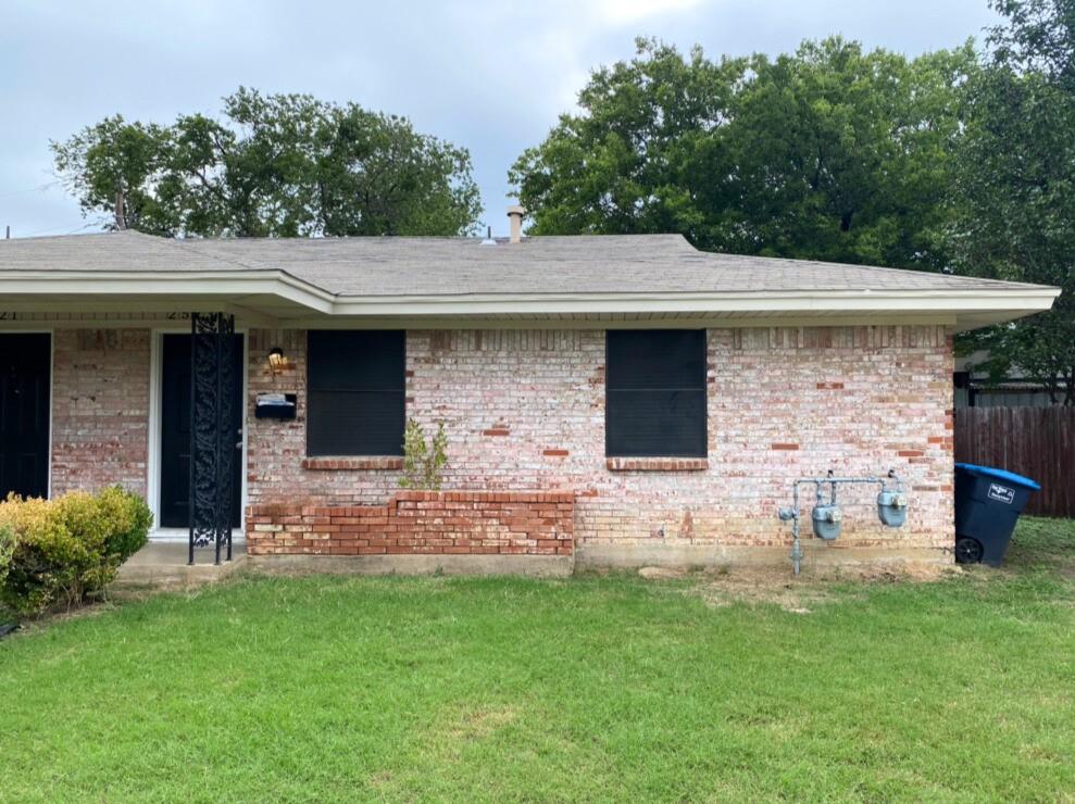 2523 Normont Circle Property Photo 1