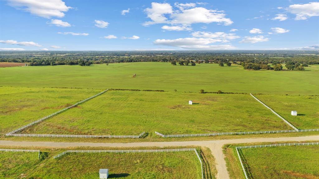 200 Homestead Court Property Photo 1