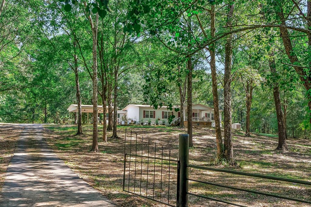 220 Robinson Road Property Photo