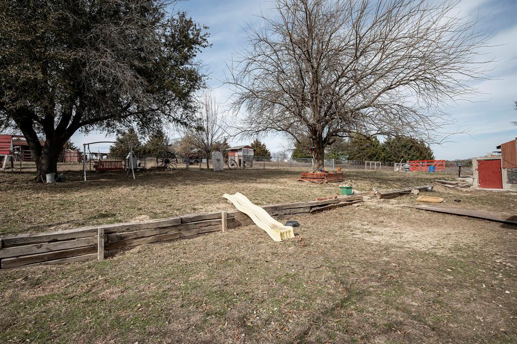 11678 S State Highway 121 Highway Property Photo 32