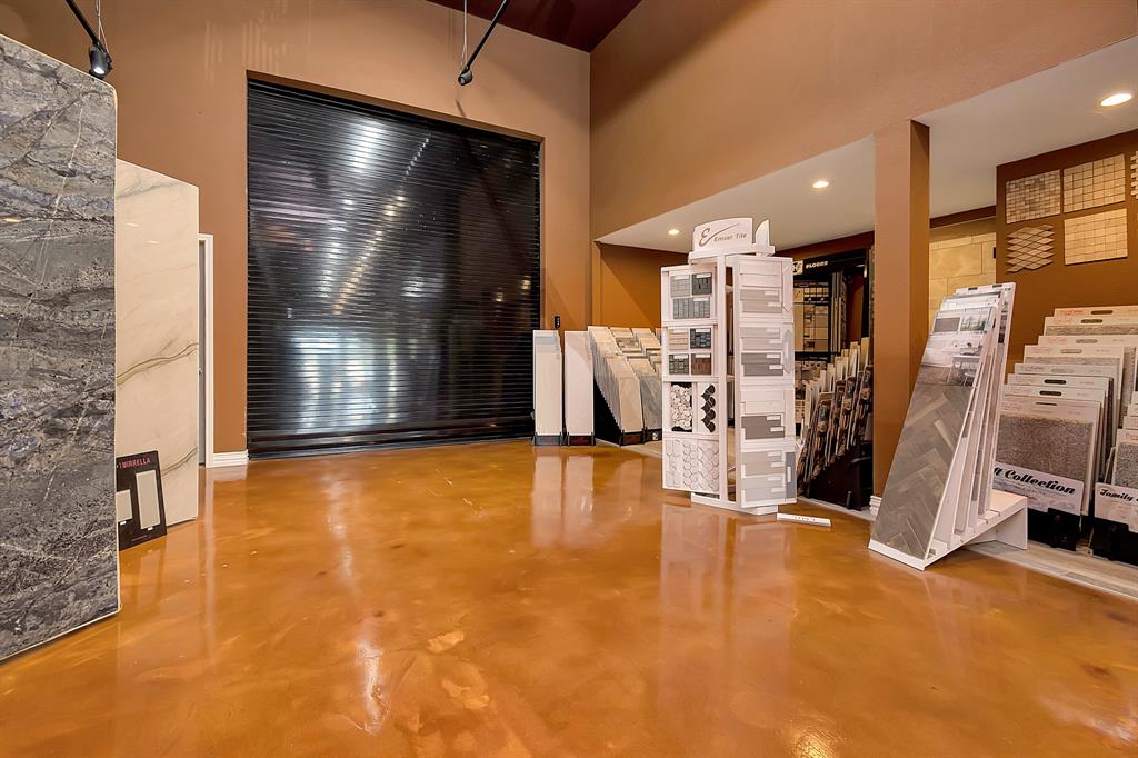 7716 Davis Boulevard Property Photo 6