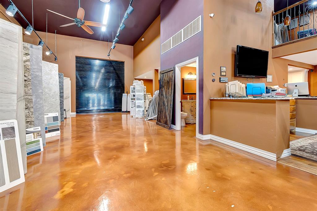 7716 Davis Boulevard Property Photo 7
