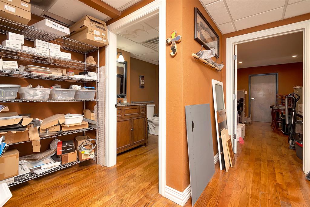 7716 Davis Boulevard Property Photo 12