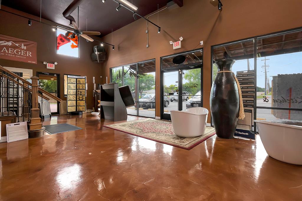 7716 Davis Boulevard Property Photo 18