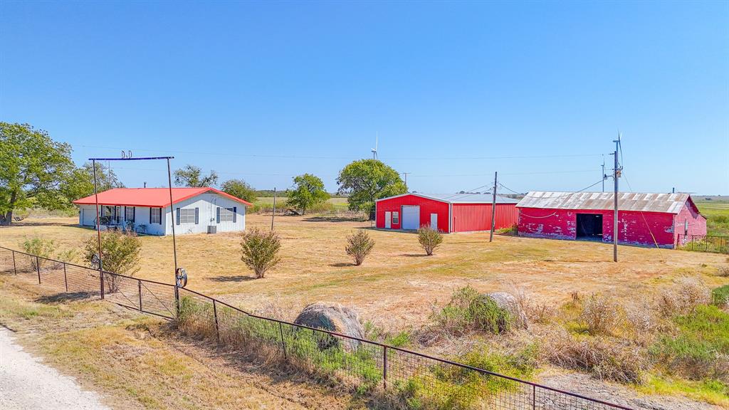 350 Lcr 184 Property Photo