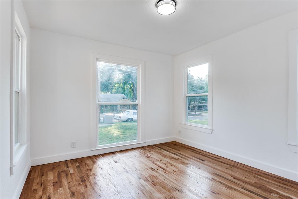 927 S Franklin Street Property Photo 17